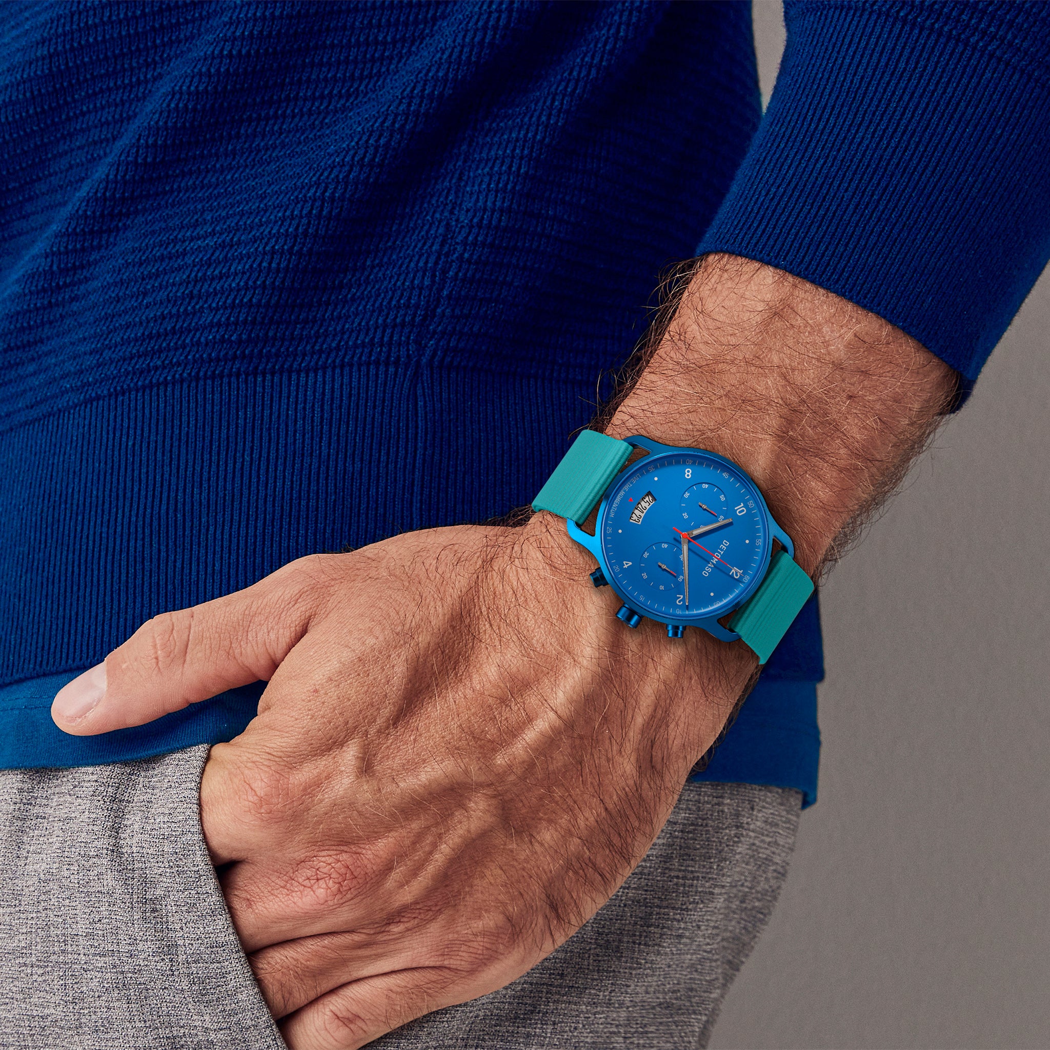 SORPASSO CHRONO MATTE BLUE - Ocean Plastic Turquoise Woven - Detomaso Watches