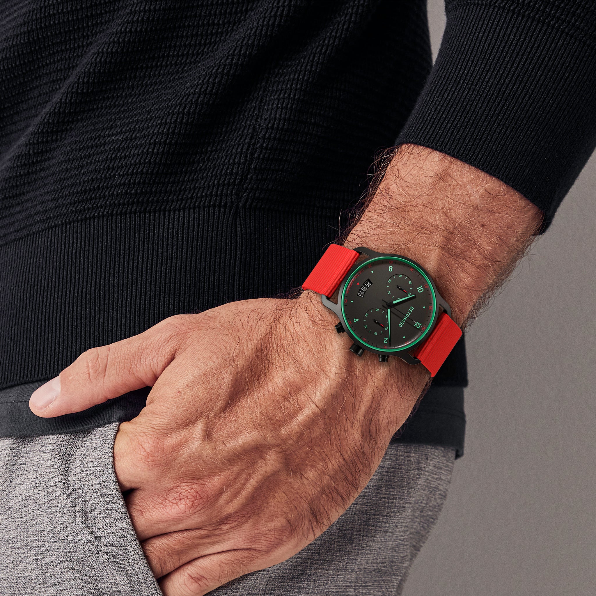 SORPASSO CHRONO GRAY MINT - Ocean Plastic Red Woven - Detomaso Watches