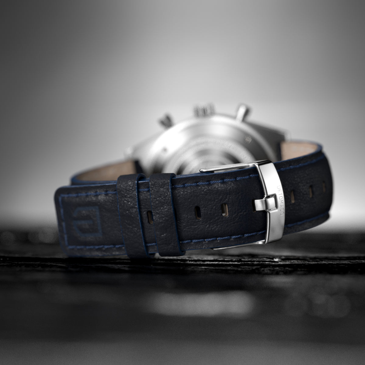 D10 Chronograph Limited Edition – White