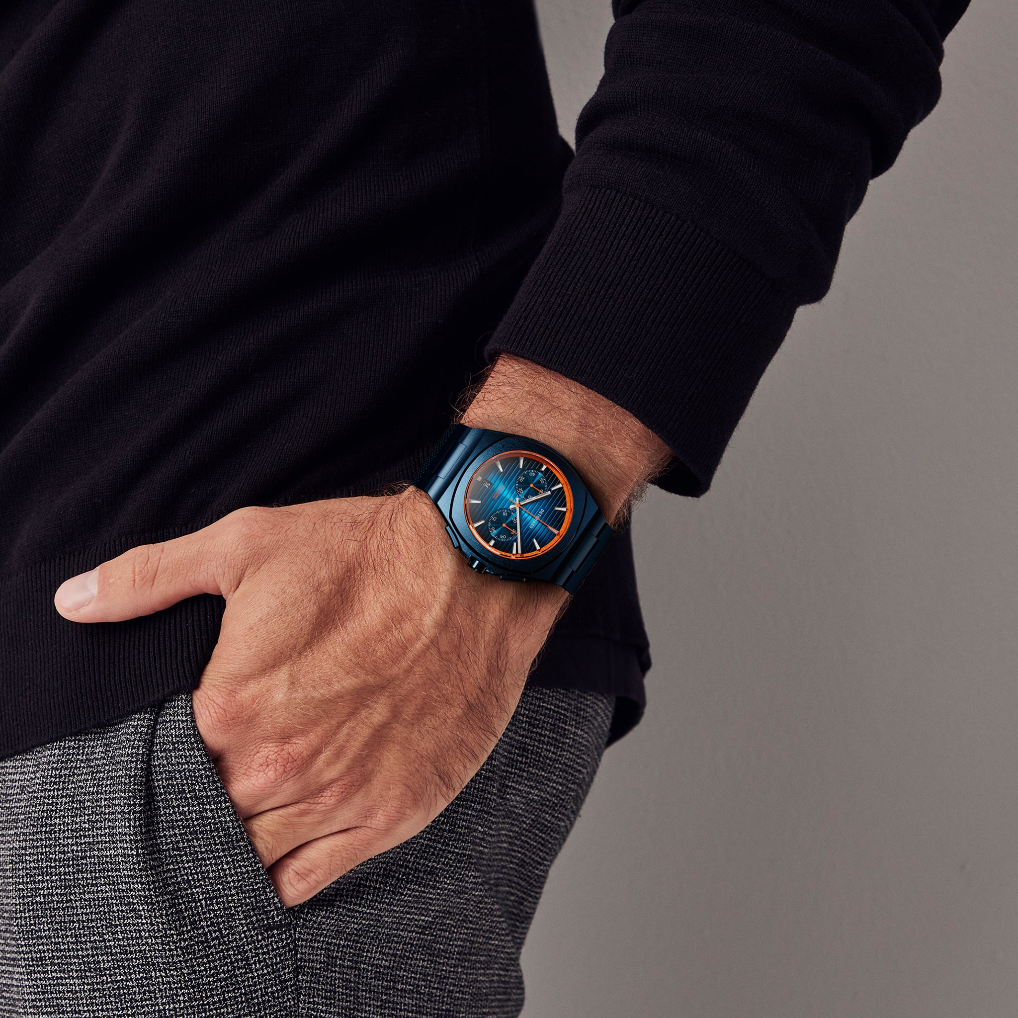 VOLTRE CHRONOGRAPH FIRST EDITION BLUE ORANGE - Mesh Blue Brushed Matte - Detomaso Watches