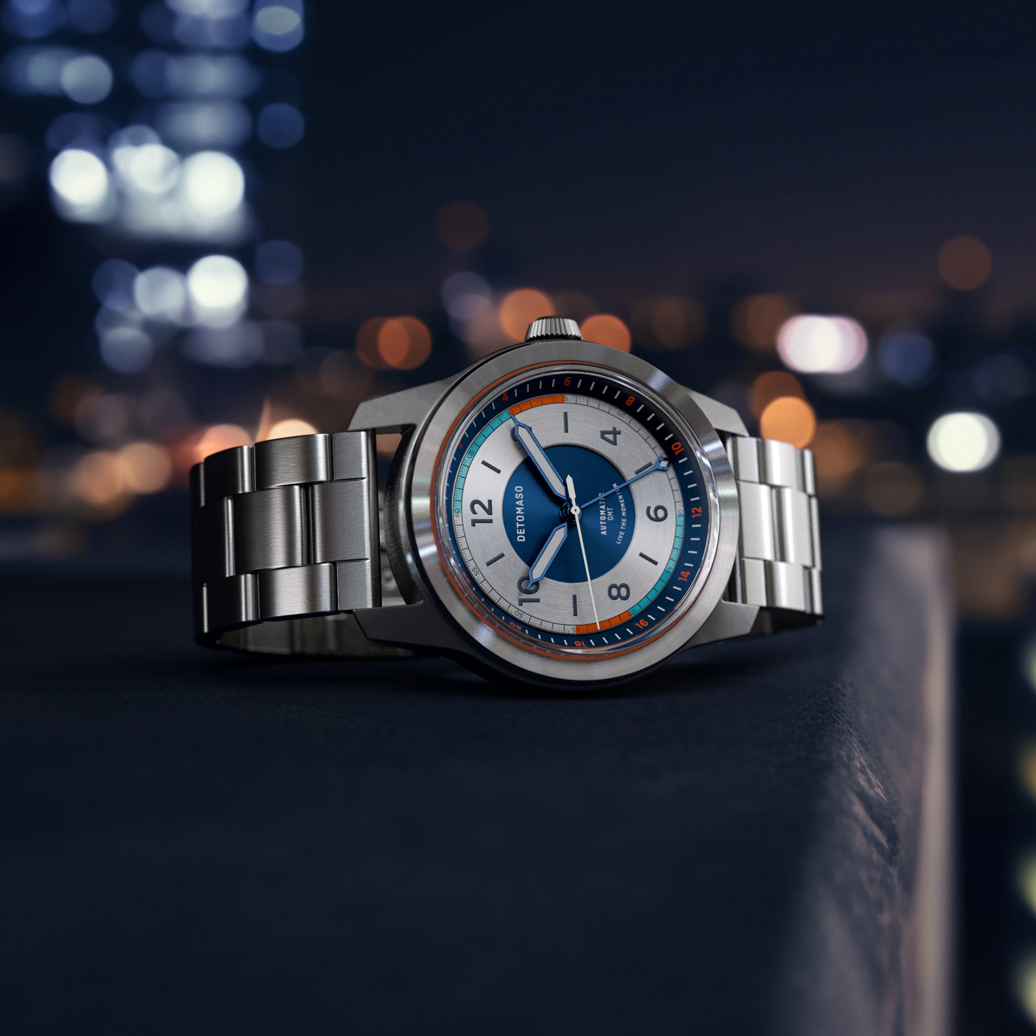 URBAN EXPLORER AUTOMATIC GMT
 SILVER BLUE
 - Stainless steel Silver Brushed - Detomaso Watches