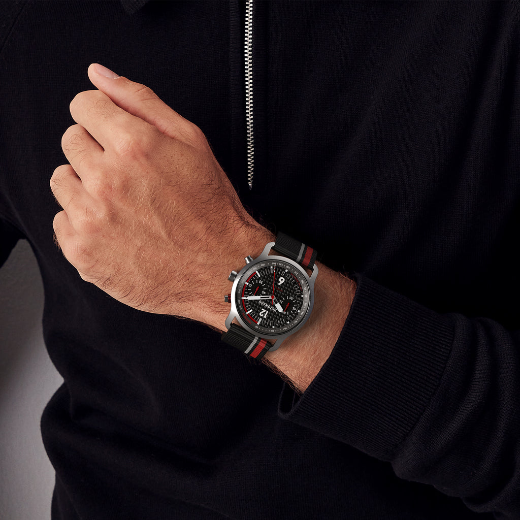 SORPASSO CHRONOGRAPH CARBON SILVER - Ocean Plastic Black / Red Woven - Detomaso Watches